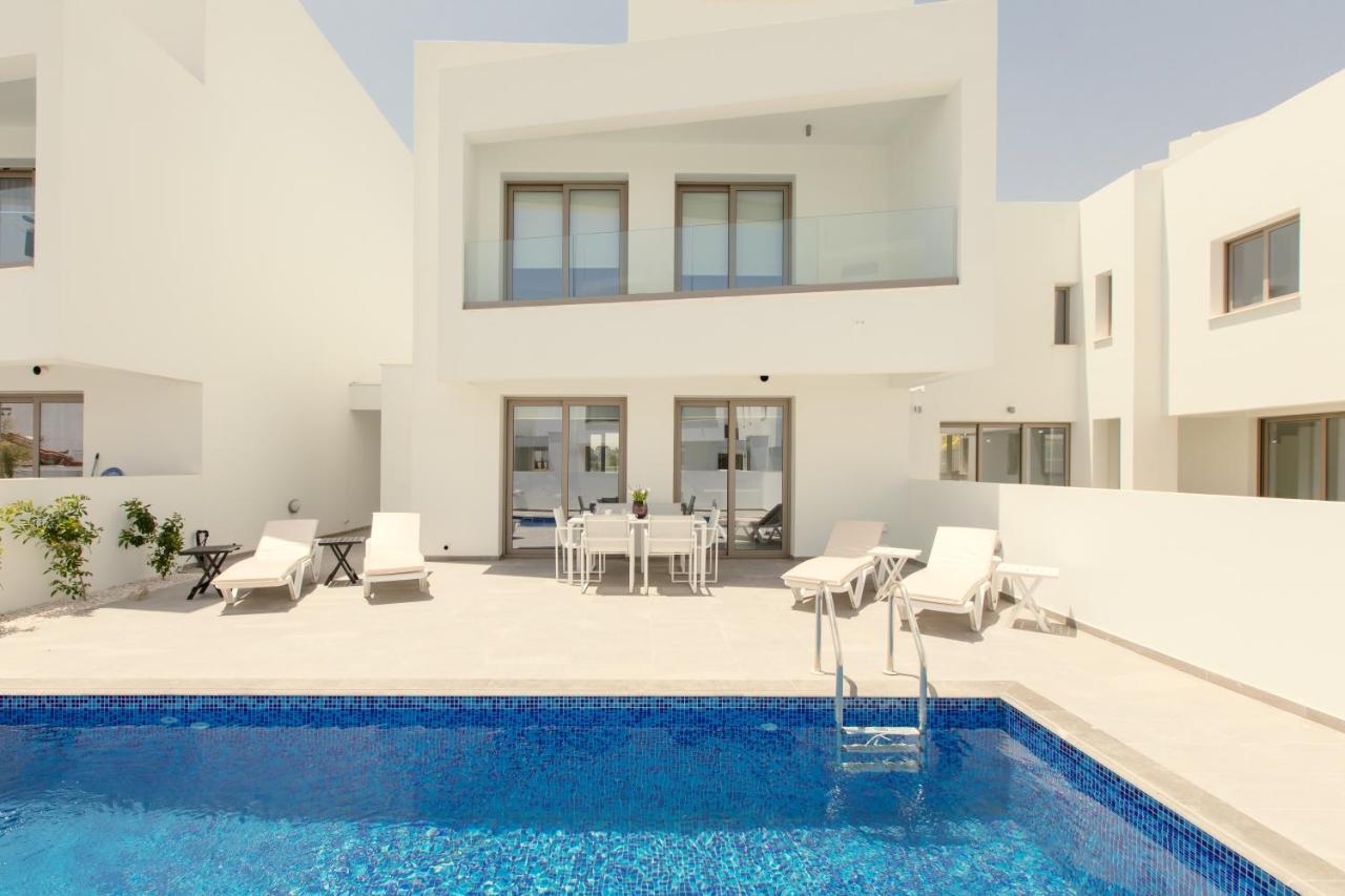 Palm Tree Villas Livadhia Extérieur photo
